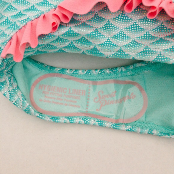 Mermaid print and ruffle swim suit (18 months) - Picture 4 of 7